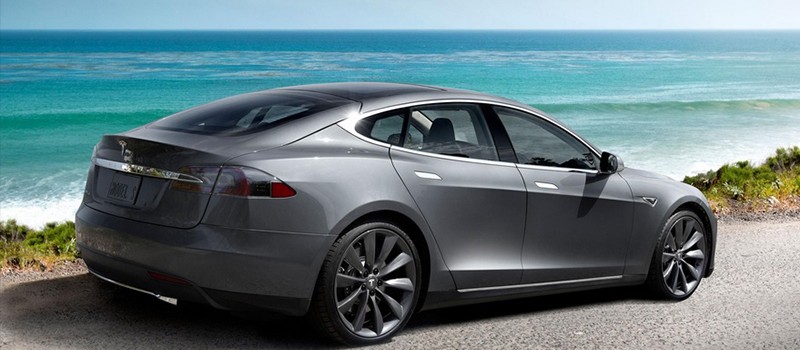 For a  first appearance at the Quebec City International Auto Show, see the famous Tesla Model S!